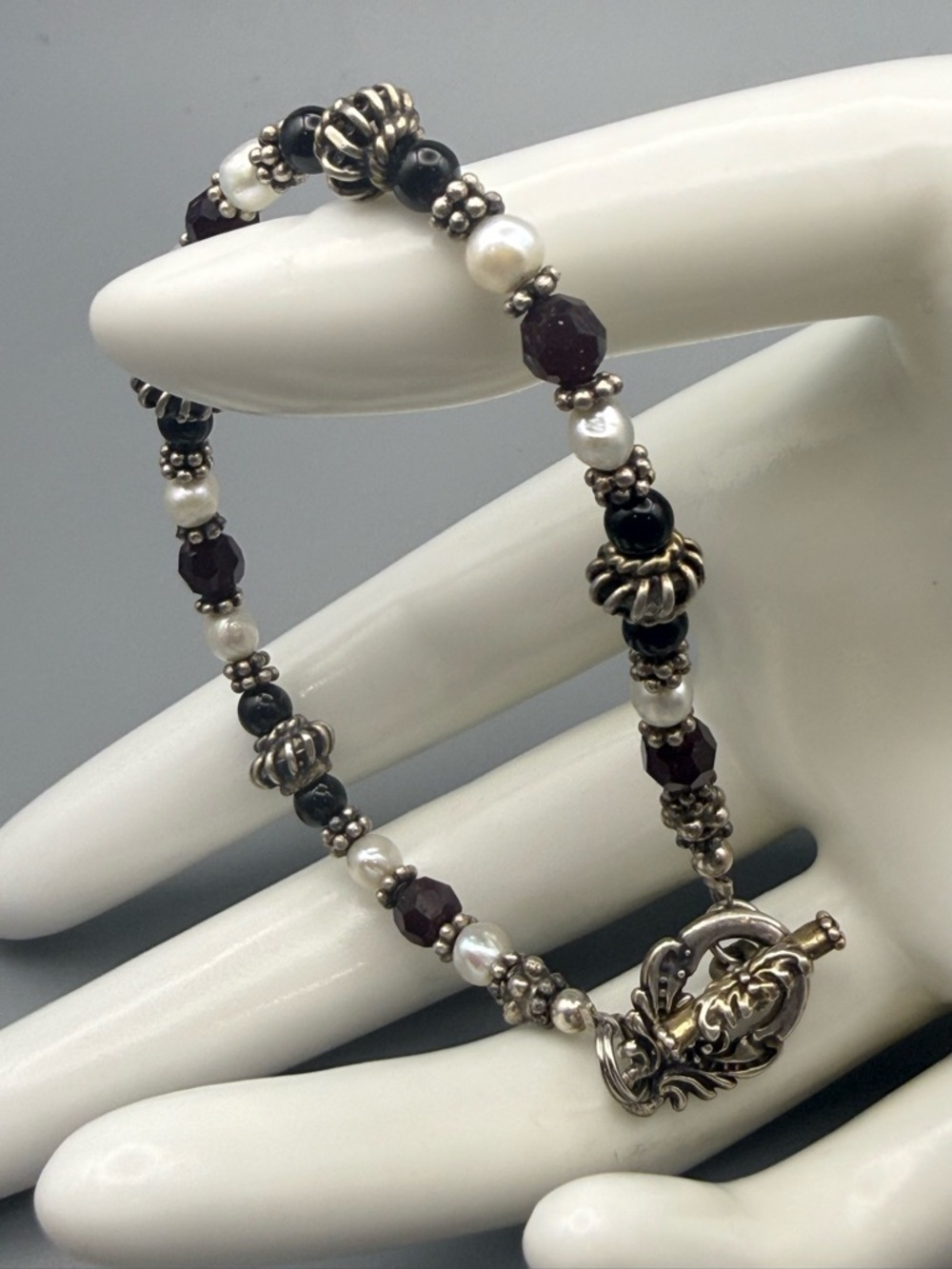 Estate Sterling Silver Chalcedony Garnet Quartz Stones Toggle Clasp - Picture 5 of 5